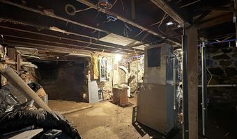 216 W Chestnut St, Albion, MI 49224