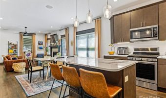 52 Pinedale Rd, Asheville, NC 28805