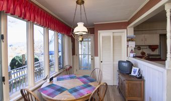 532 Spring St, Alderson, WV 24910