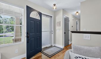 8669 Lilly Ridge Dr SE, Alto, MI 49302