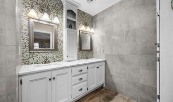 4700 Clearview Dr, Bartlesville, OK 74006