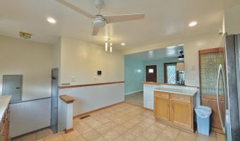 539 W Rose Ave, Addison, IL 60101