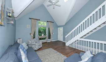 2096 Hidden Hollow Ln, Akron, OH 44313