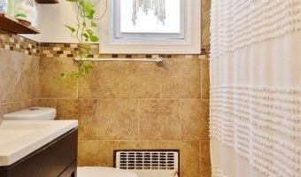 187 W 48Th St, Bayonne, NJ 07002