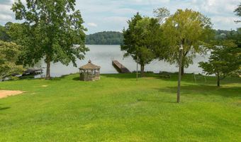 9740 Sergeant Holden Ln, Athens, AL 35614