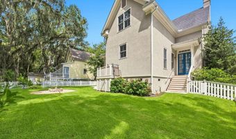 79 Bostick Cir, Beaufort, SC 29902