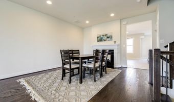 1224 MAIN LINE Blvd 102, Alexandria, VA 22301