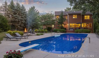 5254 Canyon River Dr NE, Ada, MI 49301