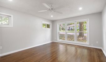 721 W Narroway St, Benton, AR 72019