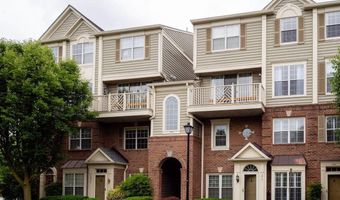 1819 KENWOOD Ave 303, Alexandria, VA 22302