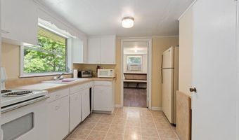 95 Cherokee Ave, Andrews, NC 28901