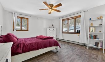 87 Maple Ridge Dr, Monmouth, ME 04259