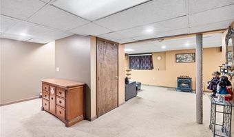65 Winfield Rd, Johnston, RI 02919