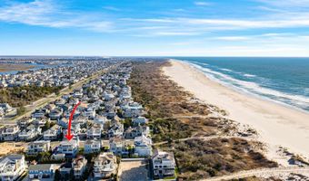162 76th St, Avalon, NJ 08202