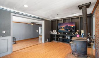 809 Berncastle Rd, Acton, CA 93510