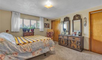 2404 Calvert St, Aliquippa, PA 15001