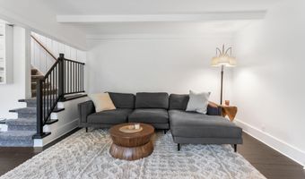 73733 Superior St, South Haven, MI 49090