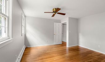 1 Danbury Cir, Amherst, NH 03031