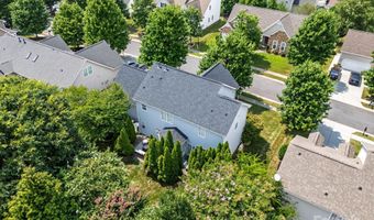 10121 Halkirk Manor Ln, Charlotte, NC 28278