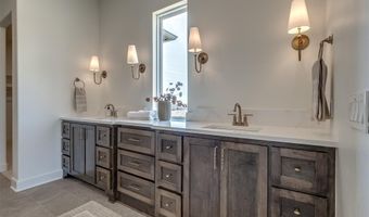 9401 Far Hills Ct, Arcadia, OK 73007