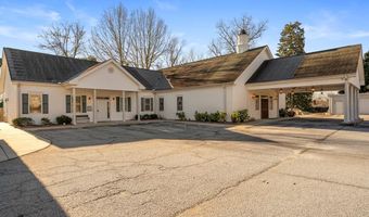 208 S Main St, Abbeville, SC 29620