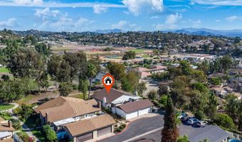 11060 Plum Tree Ln, Spring Valley, CA 91977