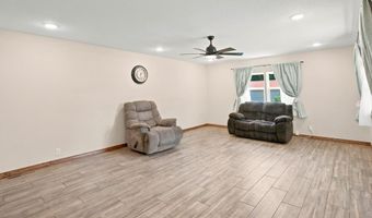 1306 Porter Ave, Aurora, MO 65605