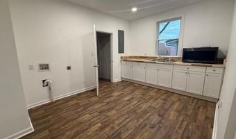 120-122 W Buckeye Ave, Ada, OH 45810