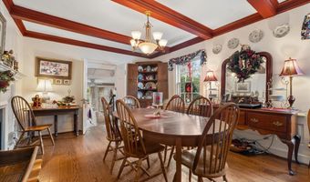 1670 Church St, Appomattox, VA 24522
