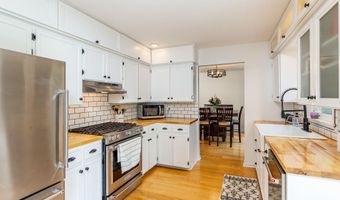 2515 Eisenhower Ave, Ames, IA 50010