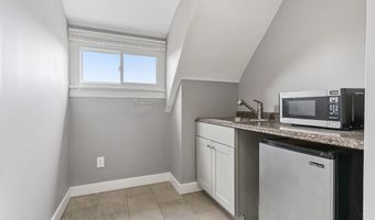 285 Congress St, Bridgeport, CT 06604