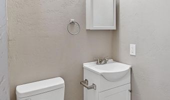 27 Mc Donnell Dr, Alamogordo, NM 88310