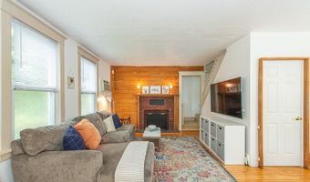 4 Warren St, Bayonne, NJ 07035