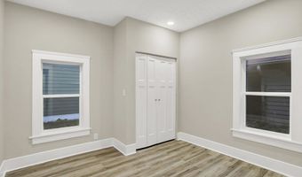 2709 E Lynn St, Anderson, IN 46016