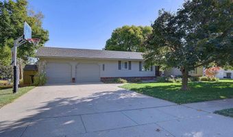 1510 Elkhorn Dr, Arlington, NE 68002