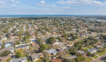 452 SARGO Rd, Atlantic Beach, FL 32233