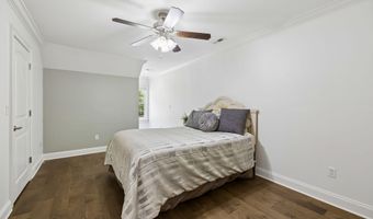 10514 E Brainerd Rd, Apison, TN 37302
