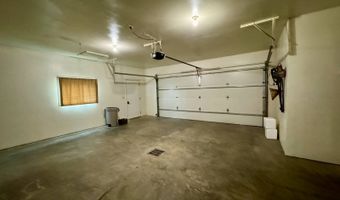 1102 11th Ave, Britton, SD 57430