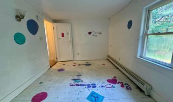 106 S Belfast Ave, Augusta, ME 04330