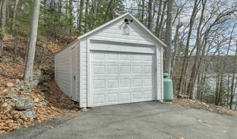 20 Boat Cove Rd, Alton, NH 03810