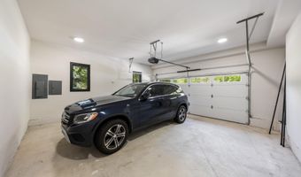 3112 N ROSSER St, Alexandria, VA 22311