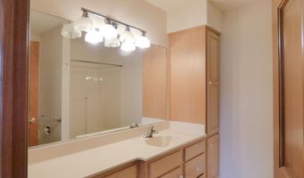 125 E WAYFARER Ln, Appleton, WI 54913