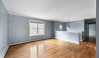 42 Yankee Ave, Bangor, ME 04401