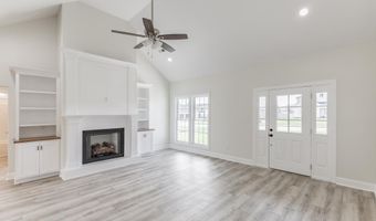23307 Flossie Dr, Athens, AL 35613