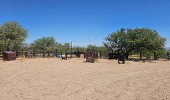 2190 Dark Star Rd, Benson, AZ 85602