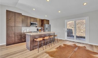 271 Dogwood Trl, Banner Elk, NC 28604