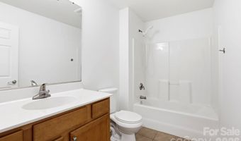 15 Kaylor Dr, Arden, NC 28704