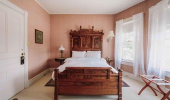 124 Elm St, Bennington, VT 05201