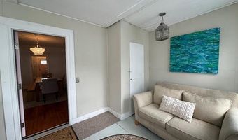 68 Park St, Belfast, ME 04915