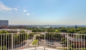 1200 N NASH St 811, Arlington, VA 22209